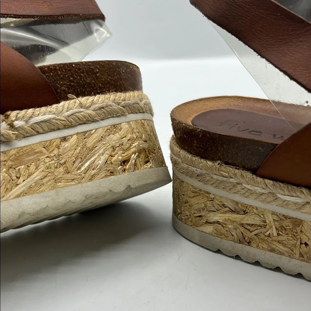 Five Worlds Sz 10 Brown Leather Platform‎ Sandals Crisscross Straps